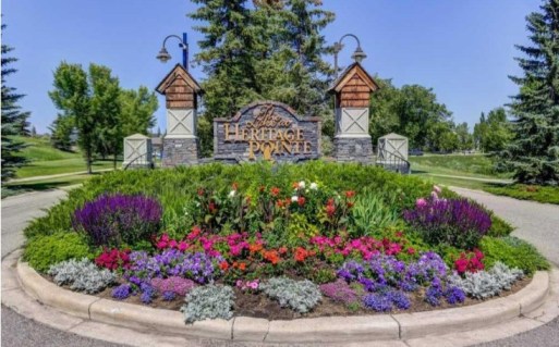 heritage pointe community sign